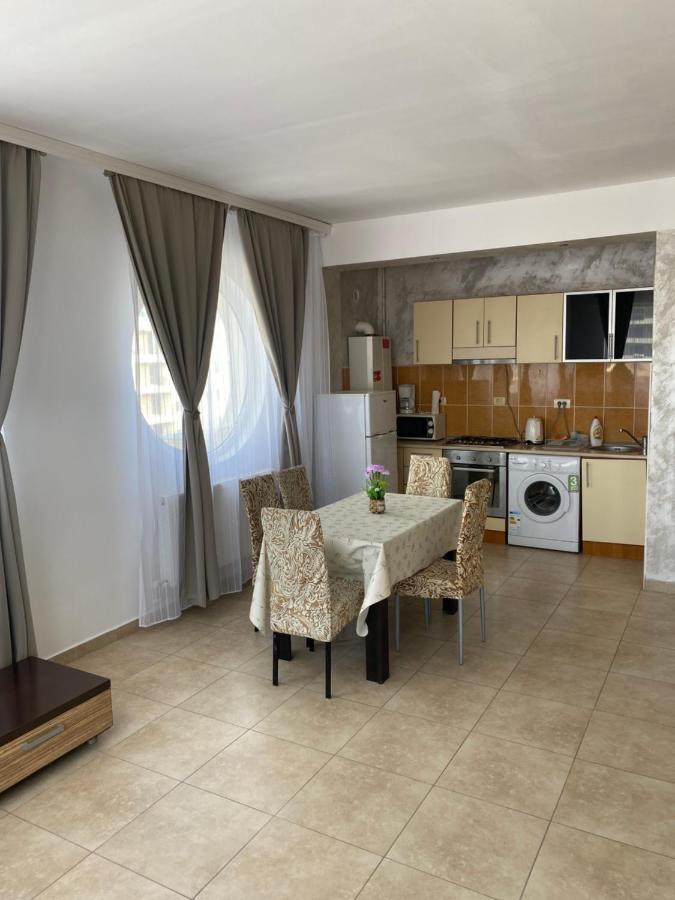 Virgo Apartaments Summer Land Mamaia Esterno foto