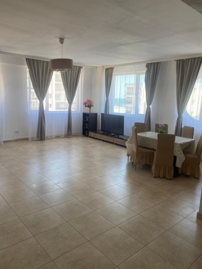 Virgo Apartaments Summer Land Mamaia Esterno foto